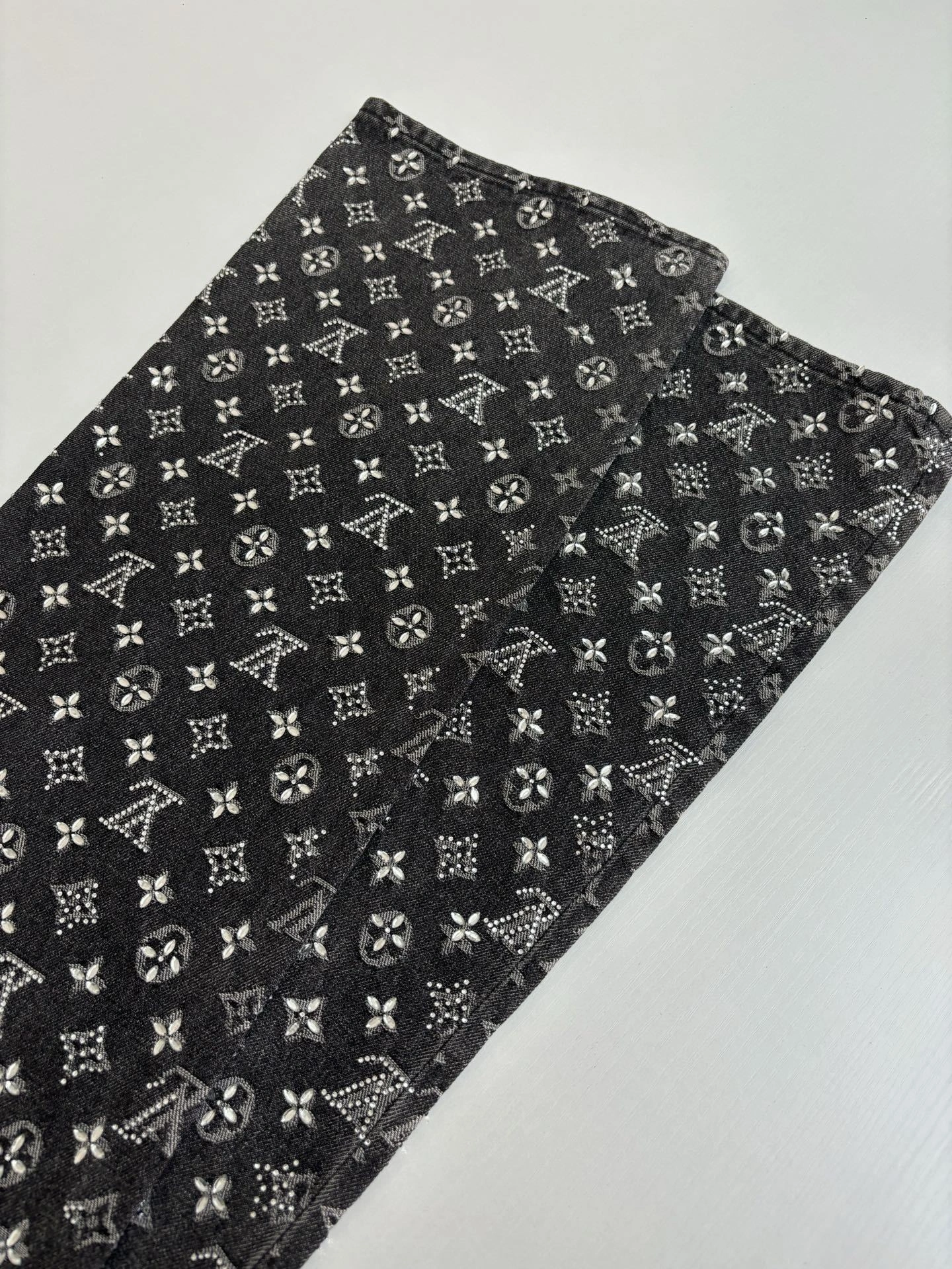 wg.luxury- 8V item:E-F363H0417